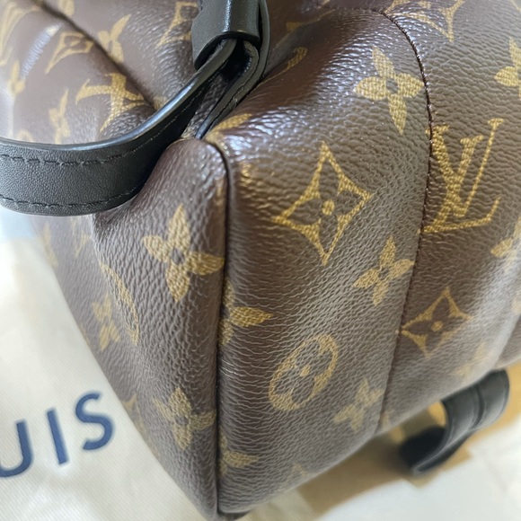 ❌SOLD❌💯Authentic Louis Vuitton Palm Springs PM - Picture 9 of 17